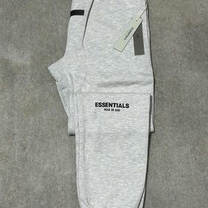 Fear of God Essentials Gray Sweatpants Size Small for Men